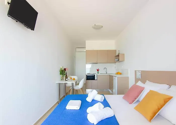 Creta Beachfront Apartment Β For 2 Persons By Mps
